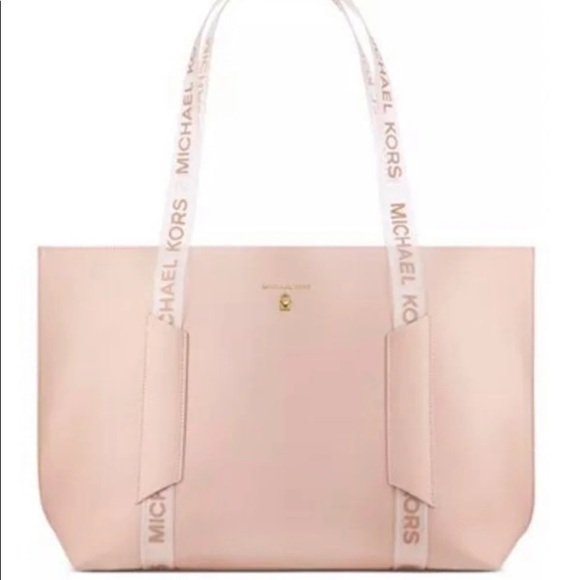 Michael Kors Purse ✨ Light Pink - Picture 3 of 7